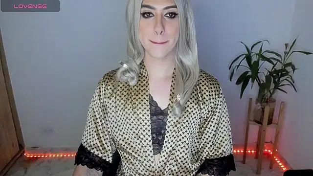 ashley sans2000 online show from November 30, 9:46 am