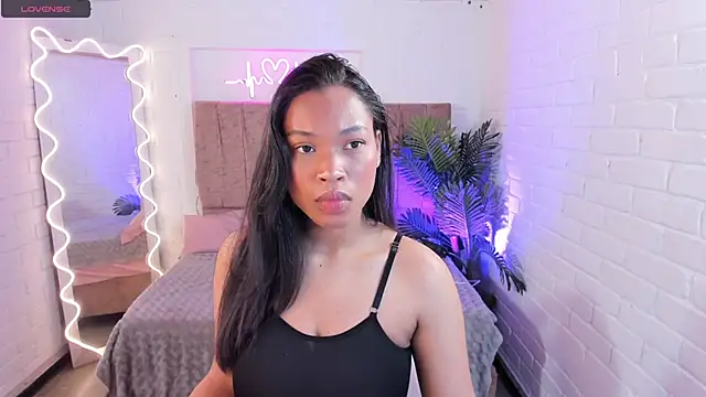 Snapshot of penelope_tay1 chatting on January 4, 4:01 am penelope tay1 online show from January 4, 4:01 am