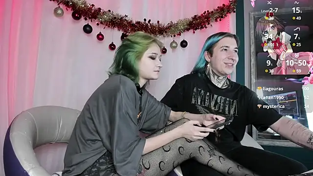 Snapshot of Milten-Trish chatting on December 24, 11:11 pm Milten-Trish online show from December 24, 11:11 pm