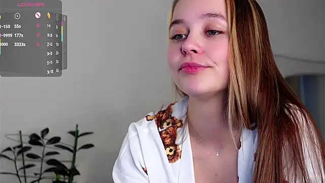 Snapshot of FalineDowlen chatting on February 4, 1:45 am FalineDowlen online show from February 4, 1:45 am