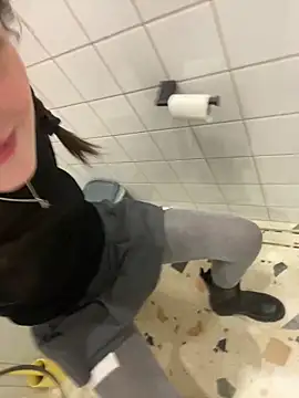 Mia Mia M online show from February 4, 2:45 pm