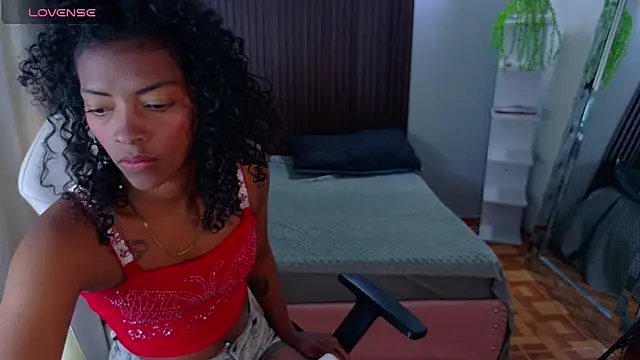 Snapshot of cloe_cooper_ chatting on September 29, 7:51 pm cloe cooper online show from September 29, 7:51 pm