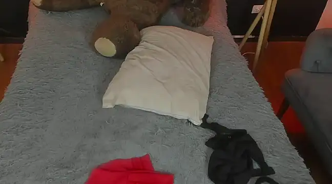 vampy dolll online show from December 28, 11:37 pm