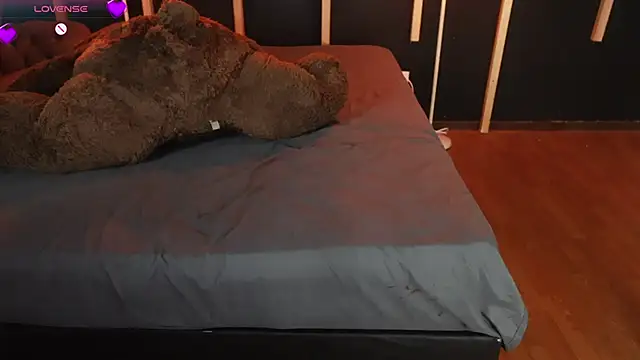 vampy dolll online show from March 8, 6:16 pm