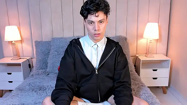 Dammon Stallion online show from February 14, 6:19 pm