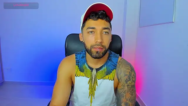 Snapshot of Sweet_and_caramel chatting on February 1, 12:15 pm Sweet and caramel online show from February 1, 12:15 pm