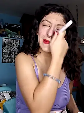 Snapshot of LoveElectra chatting on January 21, 1:54 pm LoveElectra online show from January 21, 1:54 pm