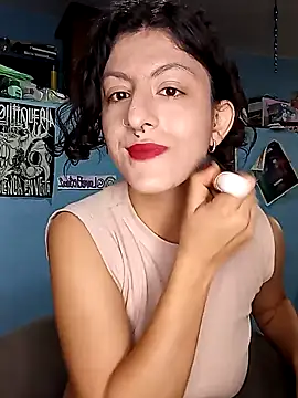 Snapshot of LoveElectra chatting on January 25, 2:36 pm LoveElectra online show from January 25, 2:36 pm