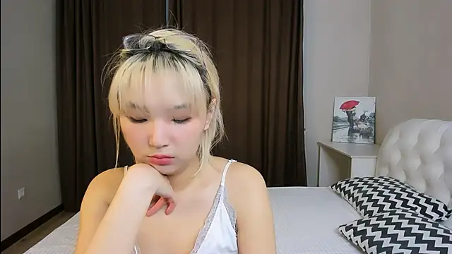 Milla Aheo online show from September 17, 7:15 pm