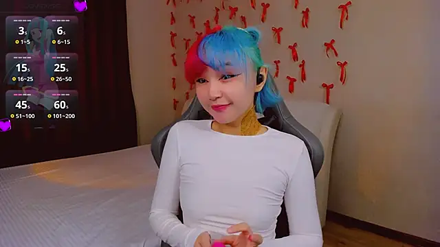 Snapshot of Milla_Aheo chatting on February 25, 12:59 pm Milla Aheo online show from February 25, 12:59 pm