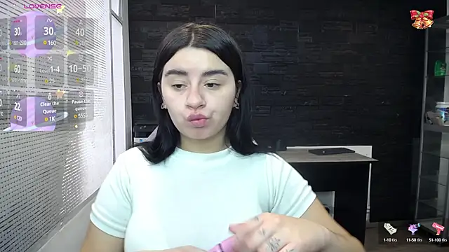 SaraBraun  online show from December 21, 1:53 pm