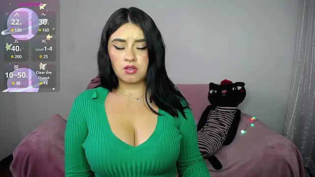 SaraBraun  online show from March 18, 7:53 pm