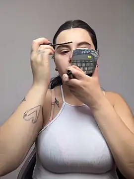 SaraBraun  online show from September 26, 4:11 pm