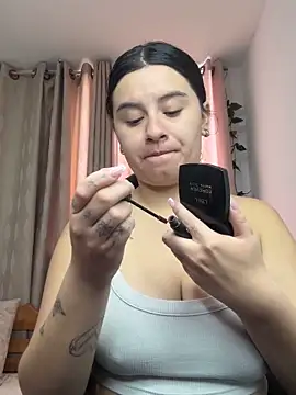 SaraBraun  online show from October 24, 4:47 pm