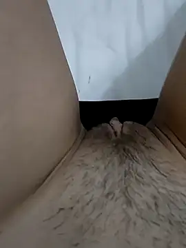 Snapshot of gunian chatting on January 27, 2:13 pm gunian online show from January 27, 2:13 pm