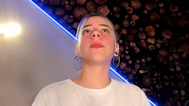 ArtemisaBlake online show from March 11, 4:40 pm