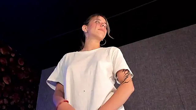 ArtemisaBlake online show from March 11, 7:47 pm