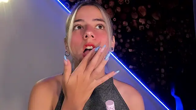 ArtemisaBlake online show from March 20, 4:31 pm