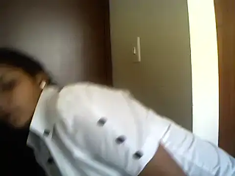 Snapshot of Mahia_M chatting on December 17, 8:21 pm Mahia M online show from December 17, 8:21 pm