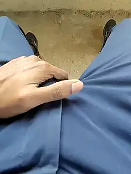 Snapshot of bananadick____ chatting on December 17, 8:45 am bananadick online show from December 17, 8:45 am