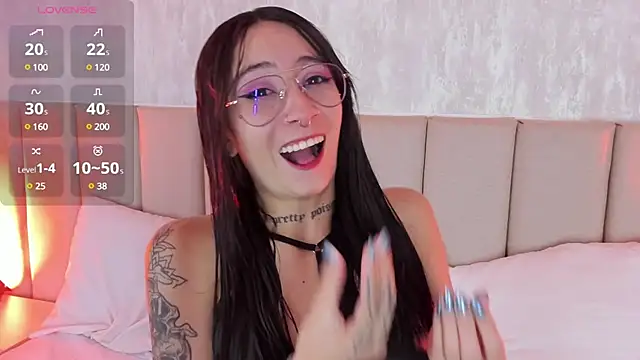 Michell Wallker online show from February 26, 1:43 am