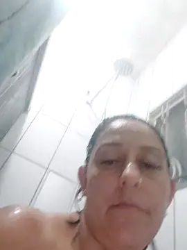 Snapshot of baixinhaloira chatting on November 15, 2:20 am baixinhaloira online show from November 15, 2:20 am