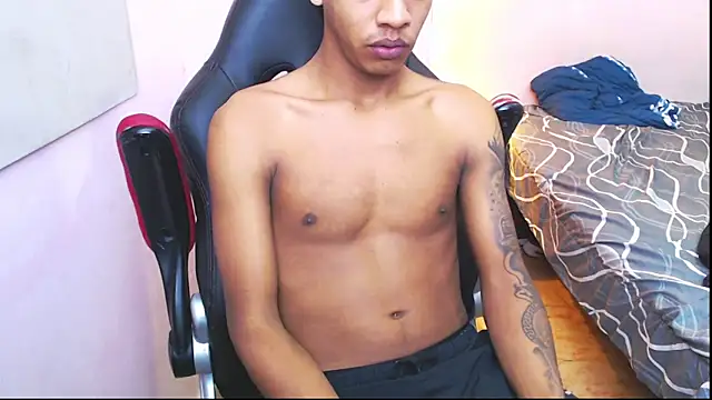 Snapshot of mr_stiven_ chatting on January 5, 5:20 am mr stiven  online show from January 5, 5:20 am