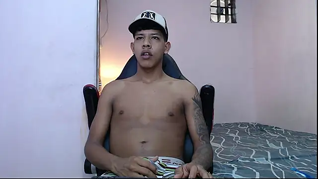 Snapshot of mr_stiven_ chatting on January 31, 6:24 am mr stiven  online show from January 31, 6:24 am