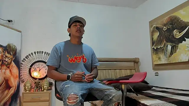 mr stiven  online show from April 2, 6:33 am