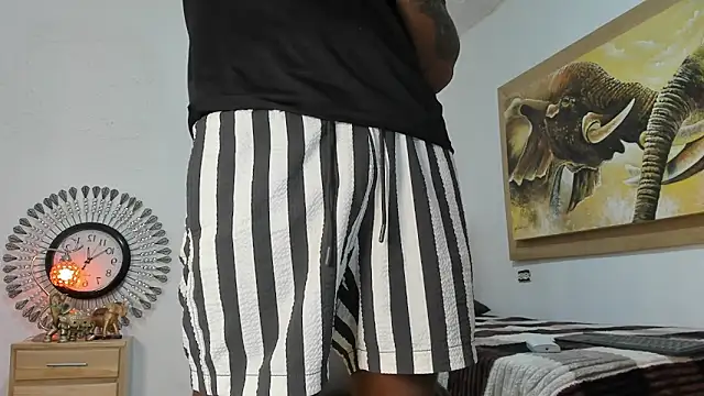 mr stiven  online show from April 14, 3:34 am