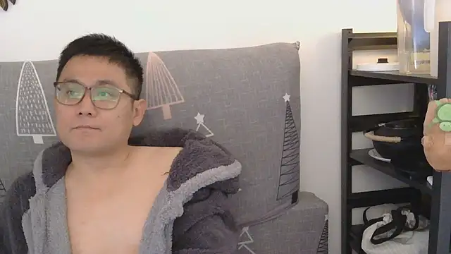 866532 online show from November 9, 4:11 am