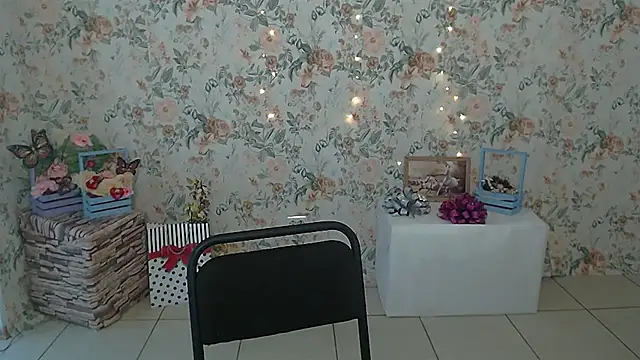 Lina Star S online show from February 6, 7:24 am