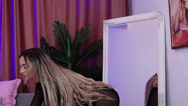 FelyJolie online show from March 18, 3:53 pm