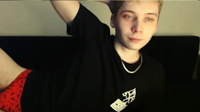   sugarrebit online show from March 3, 3:42 pm