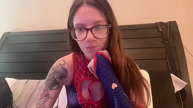 Snapshot of yourstrulylivy69 chatting on January 22, 3:18 pm yourstrulylivy69 online show from January 22, 3:18 pm