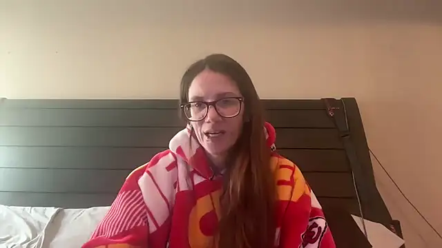 Snapshot of yourstrulylivy69 chatting on February 4, 4:29 pm yourstrulylivy69 online show from February 4, 4:29 pm