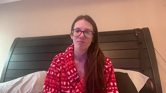 Snapshot of yourstrulylivy69 chatting on February 10, 2:59 pm yourstrulylivy69 online show from February 10, 2:59 pm