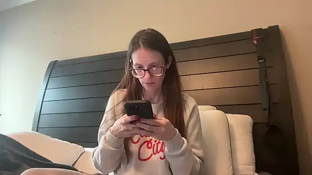 Snapshot of yourstrulylivy69 chatting on February 18, 7:09 pm yourstrulylivy69 online show from February 18, 7:09 pm