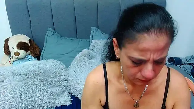 sasi luna online show from March 23, 3:10 am