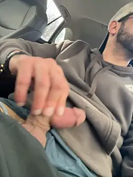 Snapshot of Strokeking4u chatting on January 12, 4:23 pm Strokeking4u online show from January 12, 4:23 pm