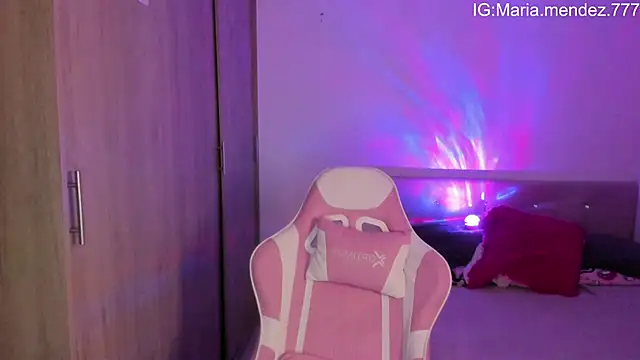 maria mendez  online show from March 19, 6:46 am