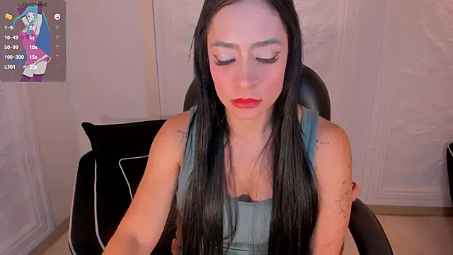 Snapshot of IsabelBornner chatting on November 8, 7:23 pm IsabelBornner online show from November 8, 7:23 pm