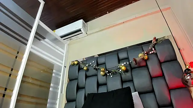 africa holmes online show from March 28, 2:22 am