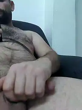 Snapshot of mertBy chatting on December 16, 11:18 pm mertBy online show from December 16, 11:18 pm