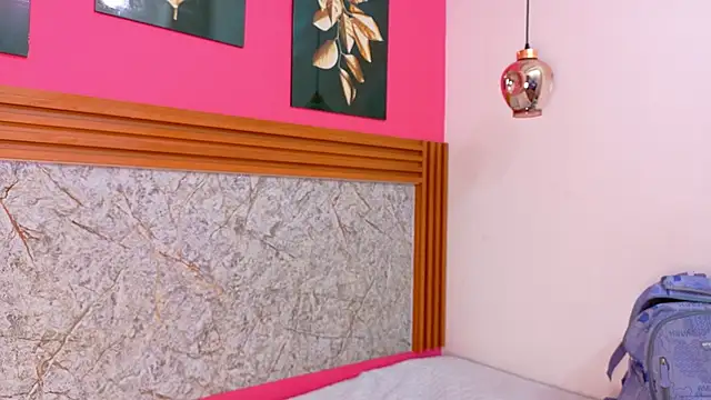 kinkyandsavage online show from December 15, 8:02 pm