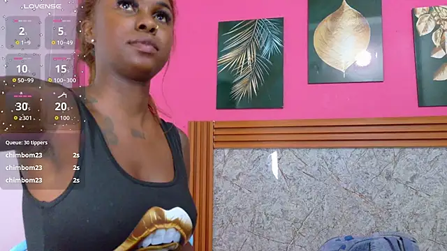 Snapshot of kinkyandsavage chatting on February 17, 7:31 pm kinkyandsavage online show from February 17, 7:31 pm