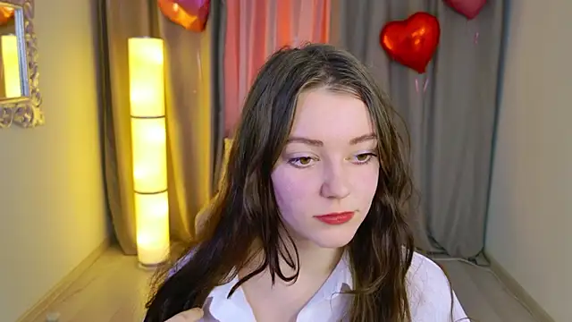 Lana  Cute  online show from February 19, 1:51 pm