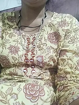 Snapshot of sexy_bhabhi69 chatting on October 23, 1:43 pm sexy bhabhi69 online show from October 23, 1:43 pm