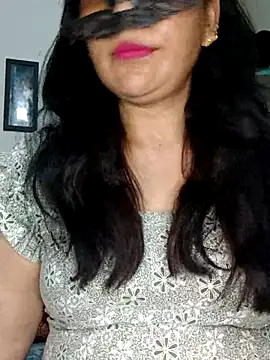 sexy bhabhi69 online show from April 16, 5:36 pm