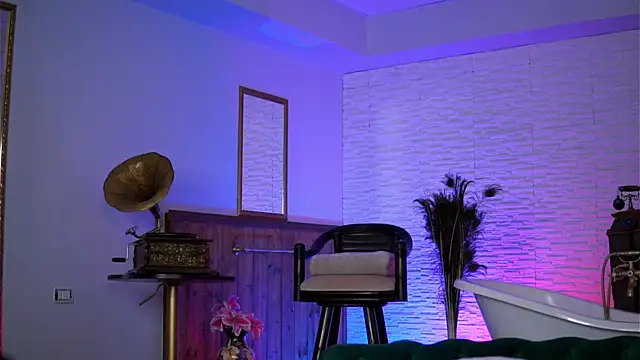 Jenna Day online show from February 2, 7:18 am